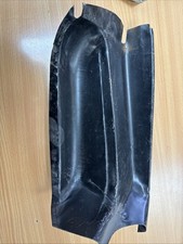 Volkswagen Bay window lower