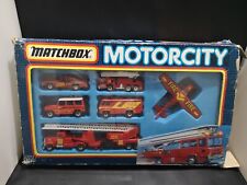 P553-MATCHBOX MOTORCITY MC-15 FIRE VEHICLE GIFT SET BOXED