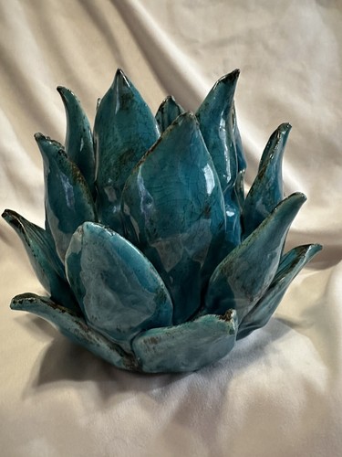 Lotus artichoke blue - lotus/artichoke,