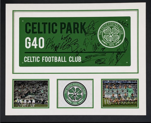 Signed framed celtic squad - celtic, fc