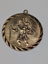 9CT GOLD LARGE ST CHRISTOPHER