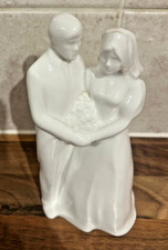 Royal Doulton Images Figurine Love Everlasting HN4280 Date 2000 By Adrian Hughes