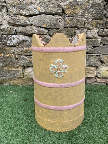 Vintage crown chimney - vintage,