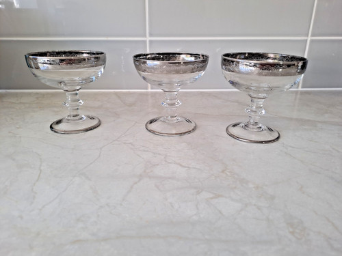 Vintage silver rimmed - x,