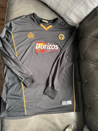 Wolverhampton wanderers retro - wolverhampton,