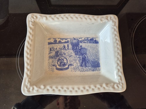 Decorative shredded wheat 1992 - shredded,