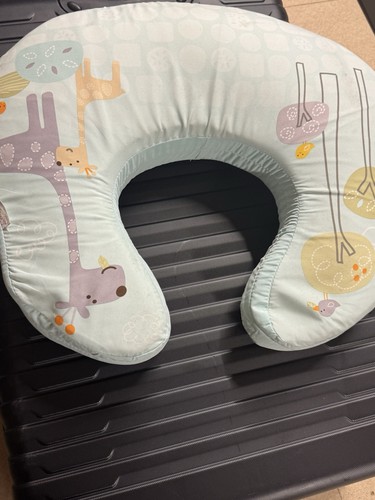 Shape baby feeding - u-shape, feeding/nursing