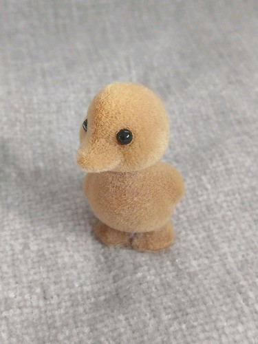 Sylvanian families baby puddle - sylvanian,