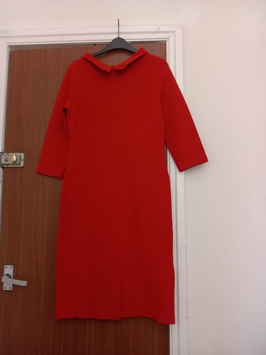 Hobbs dress size