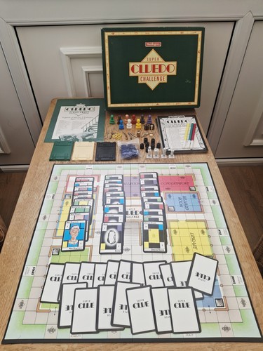 Waddingtons super cluedo - super,