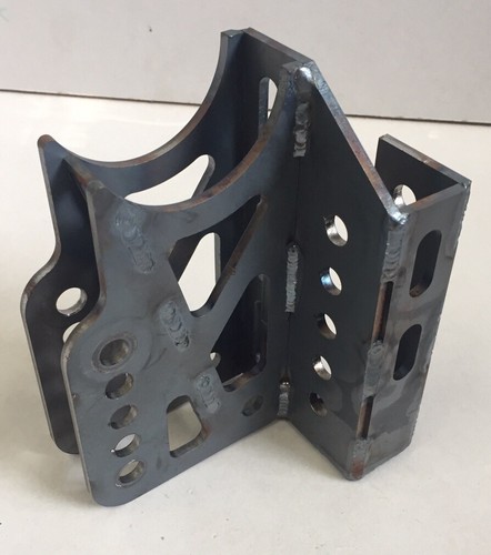 Panhard mount bracket complete - panhard,