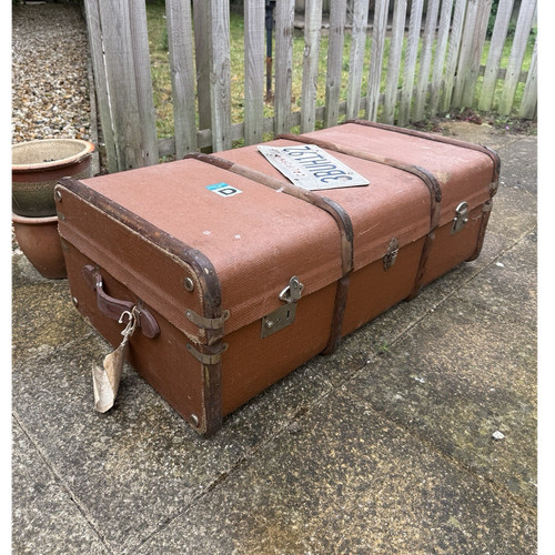 Vintage brown hard suitcase - hard,