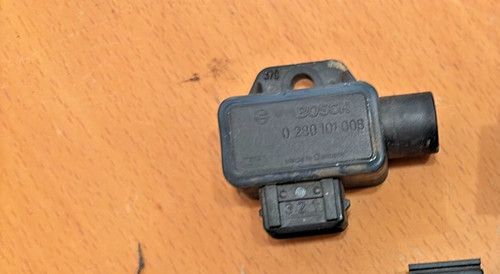 Sensor pressure gasoline fuel