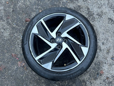 1x Genuine Hyundai i10 i 10