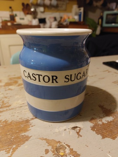Green vintage cornishware - g,