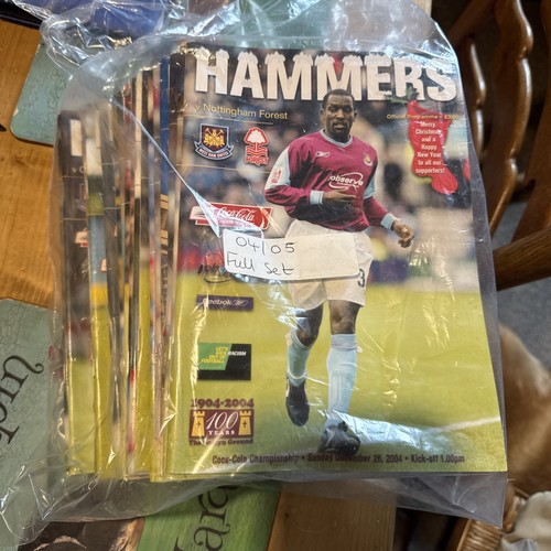 Complete set west ham - of,