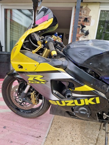 Suzuki gsxr 600 - gsxr,