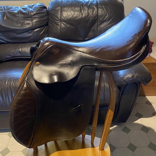 Narrow jump saddle - jump,