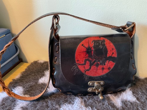 Vintage tooled leather black