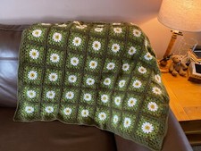 Handmade Crochet Daisy Lap Blanket Throw Crochet Afghan Green Floral 35" x 40"