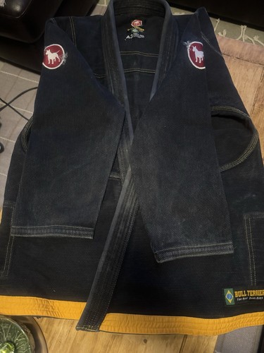 Jiu jitsu a3 - jiu, gi