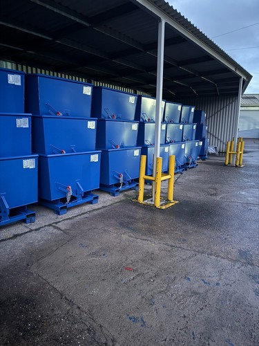 Forklift tipping skip waste - forklift,
