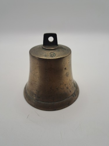 Antique bronze number open - 6,