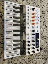 Arturia 570102 Microfreak Vocoder Edition Paraphonic Synth with Vocoder