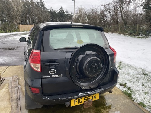 Toyota rav4 rear tailgate boot - toyota,