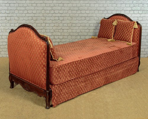 Antique upholstered day bed - upholstered,