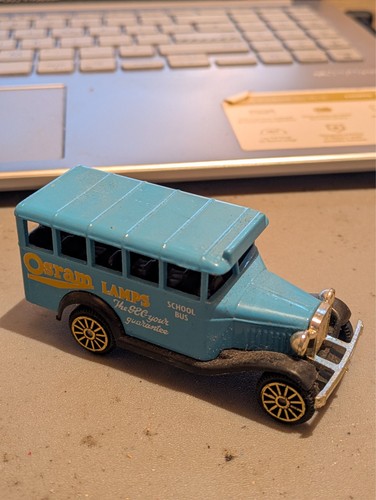 Bedford bus vintage - bedford, corgi