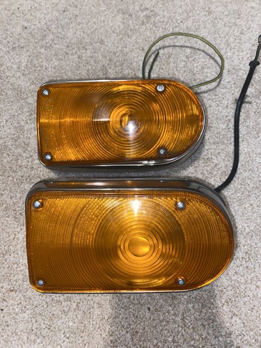 Honda s800 front indicators - honda,