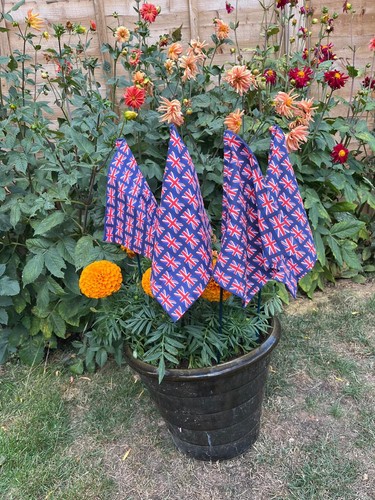 Union jack flags - 4,
