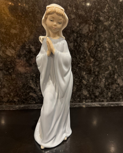 Nao lladro daisa praying - nao,