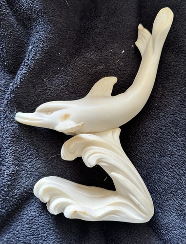Alobaster dolphin sculpture - alobaster,