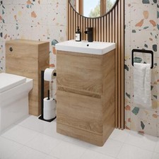 Wood Freestanding Cloakroom