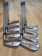 Nike VR Victory Red Tiger