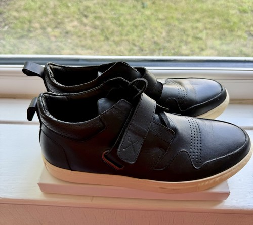 King london trainers - london, trainers/sneakers