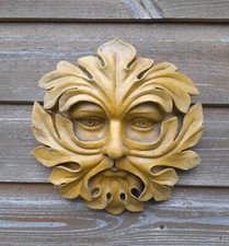 beautiful garden greenman wall plaque in aged cotswolds reconstituted stone
