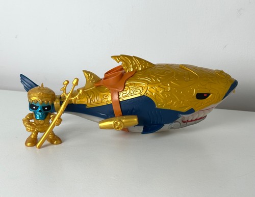 Treasure sunken gold shark - treasure, x