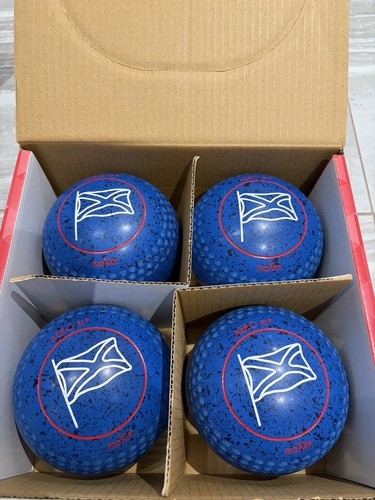 Aero maxim lawn bowls - maxim, size