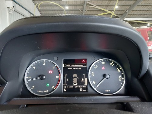 Instrument cluster land rover - land,