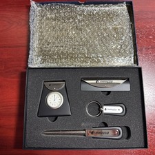 Malaysia Airlines Luxury Desk