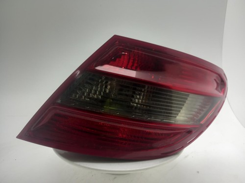 Mercedes class tail - c, light