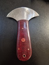 Custom Leathercraft Round