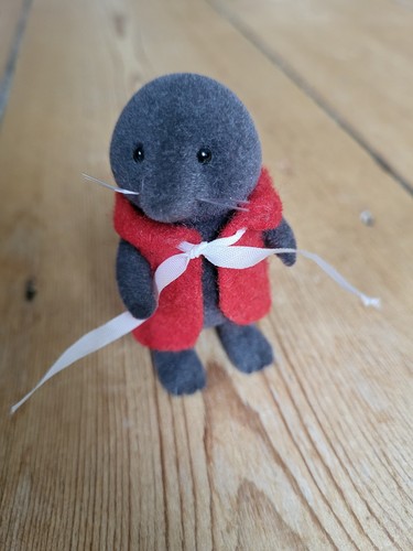 Sylvanian families mole - sylvanian,