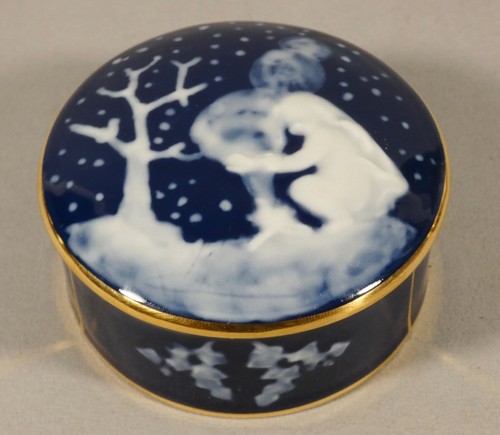 Hiver limoges porcelain box - l'hiver,,