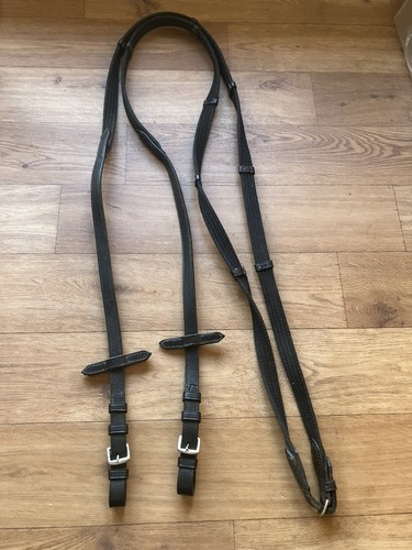 Black leather webbing - leather,