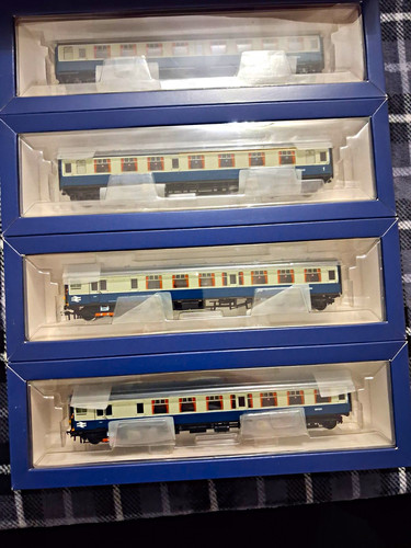 Bachmann class 411 4cep - oo, emu