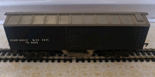 Triang track cleaner wagon